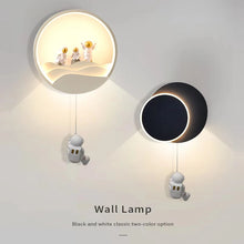 LED Astronaut Moon Lamp